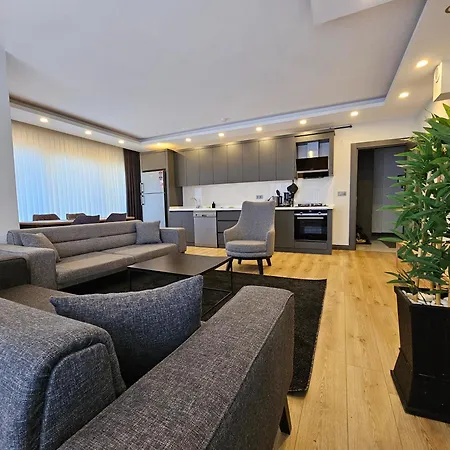 New Flat&large Living Space 2-2 Near By Lara Apartament *